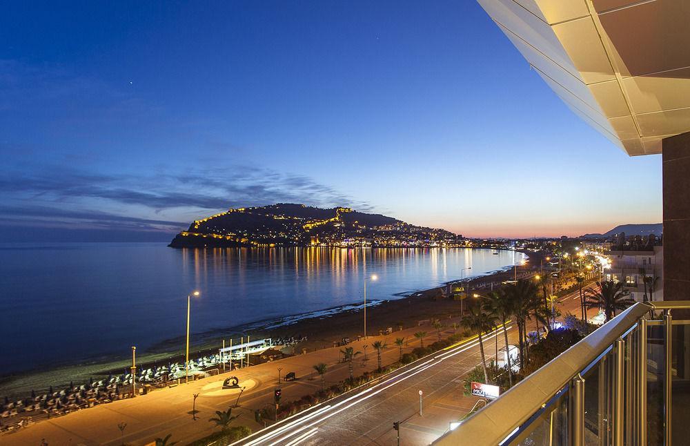 Parador Suite Hotel Alanya Esterno foto